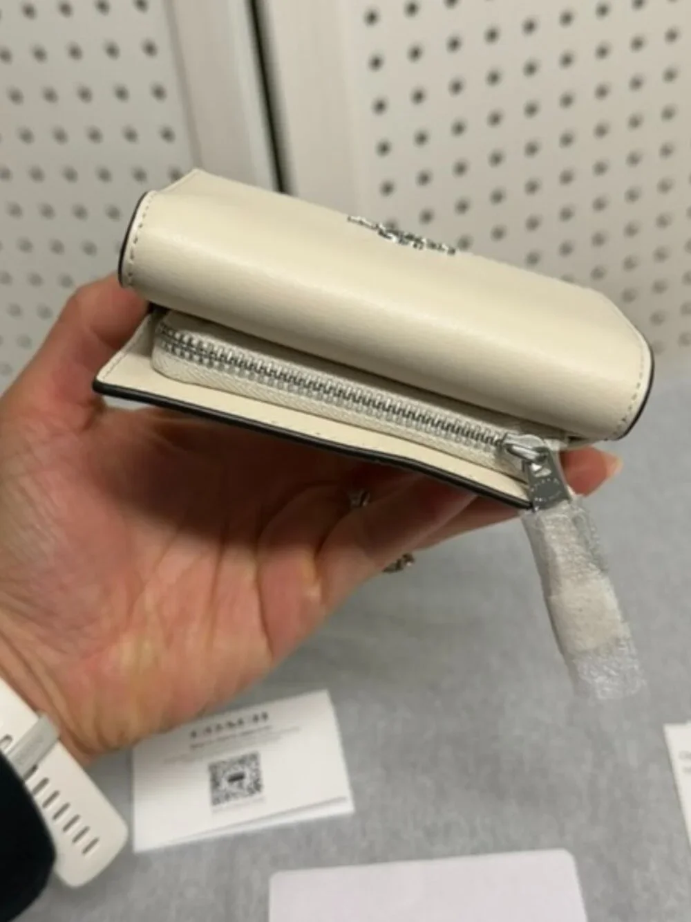 COACH Micro Mini Wallet in Signature Canvas Trifold Light Khaki Chalk White NWT - Picture 5 of 8